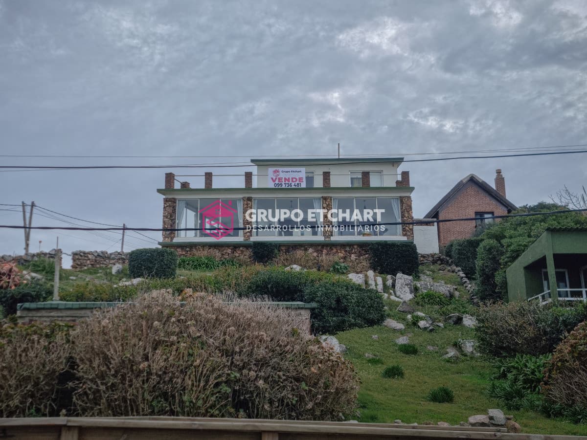 Casa en venta Punta Colorada - Uruguay - foto 1